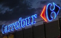 Neon CARREFOUR