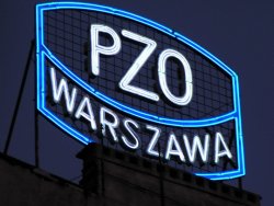 Odnowiony neon PZO WARSZAWA